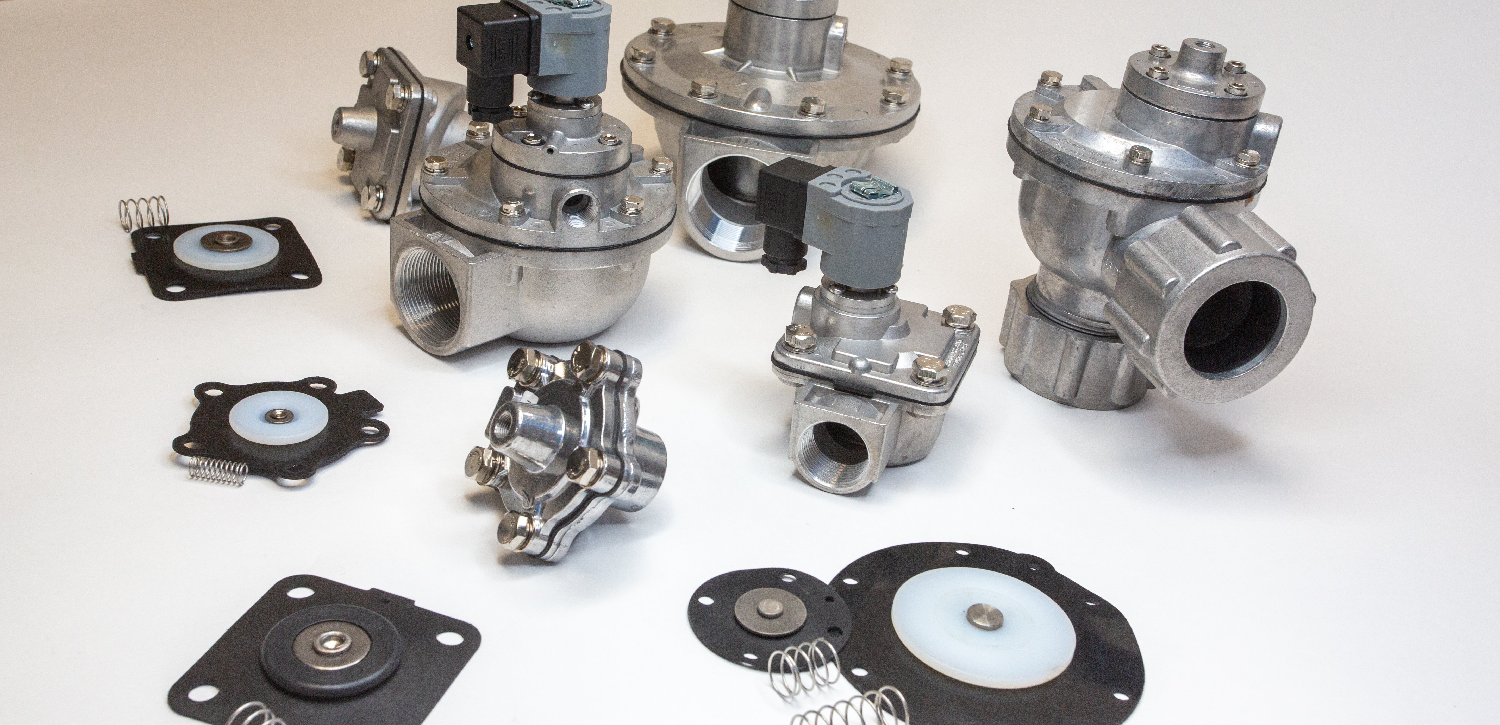 Valves and kits group